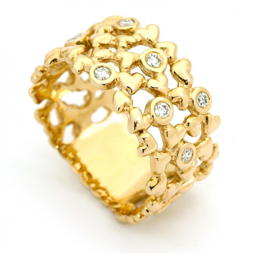Hearts Gold  0.14 CTW Ring